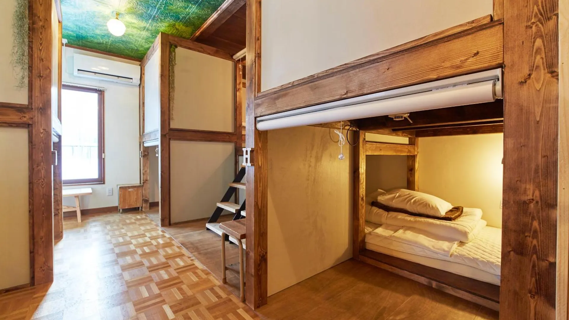 Untapped Hostel Sapporo 0*,